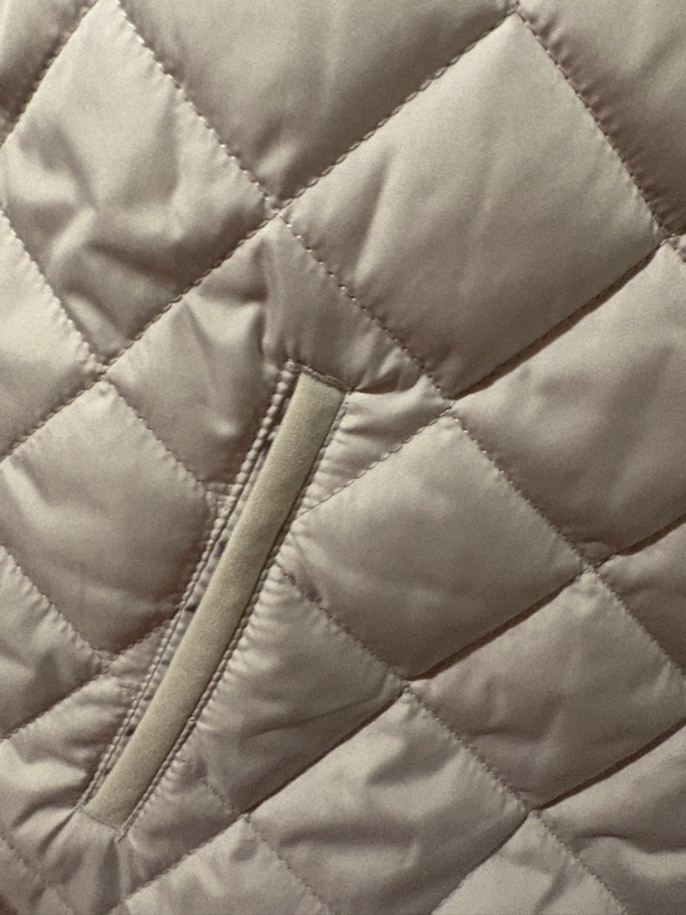Old Navy Quilted Zip Vest in Light Cream - Picture 4 of 4